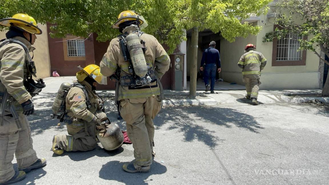 Saltillo: cae termo, daña manguera de gas y provoca explosión en vivienda de Mirasierra Saltillo: cae termo, daña manguera de gas y provoca explosión en vivienda de Mirasierra
