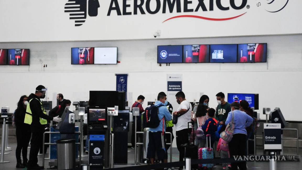 Descartan huelga pilotos de Aeroméxico; acuerdan aumento de sueldo Descartan huelga pilotos de Aeroméxico; acuerdan aumento de sueldo