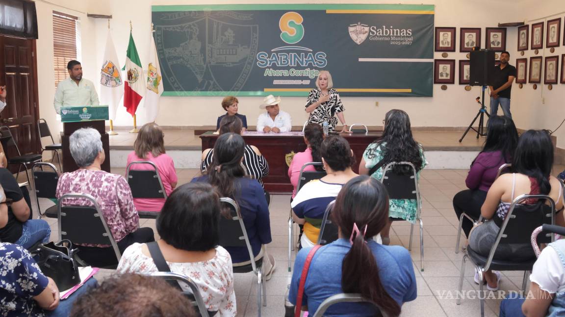 Entregan apoyos económicos a pacientes de cáncer en Sabinas Entregan apoyos económicos a pacientes de cáncer en Sabinas