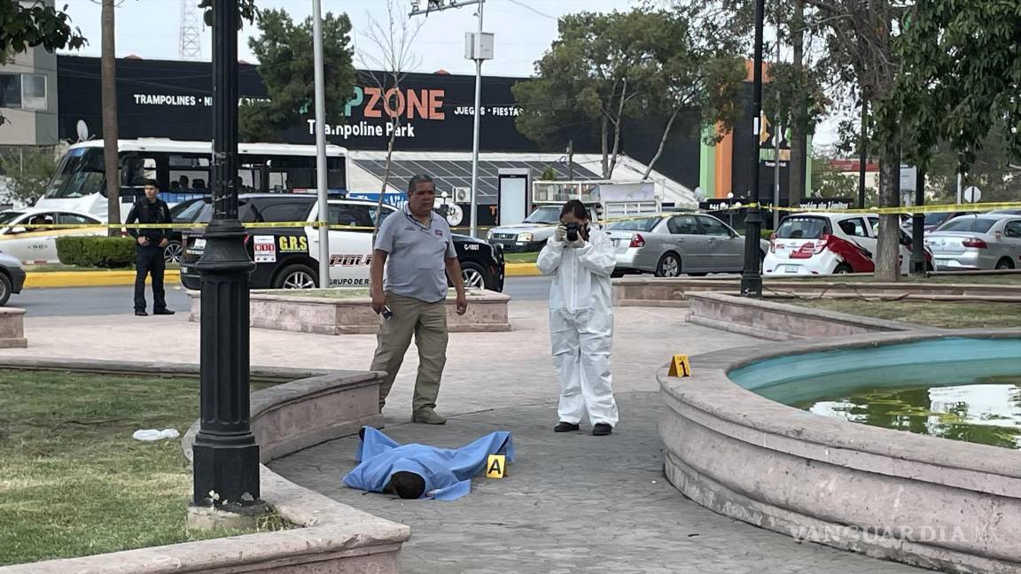 Saltillo: Para refrescarse ebrio se mete a nadar a una fuente ¡y se ahoga! Saltillo: Para refrescarse ebrio se mete a nadar a una fuente ¡y se ahoga!