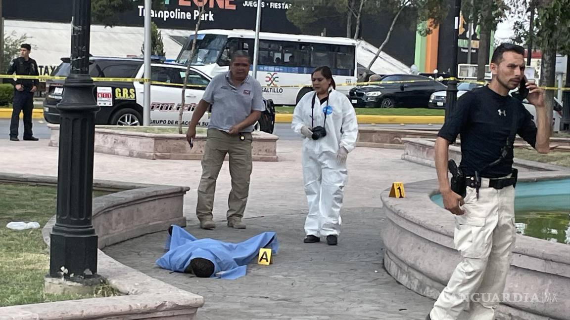 Saltillo: Para refrescarse ebrio se mete a nadar a una fuente ¡y se ahoga! Saltillo: Para refrescarse ebrio se mete a nadar a una fuente ¡y se ahoga!