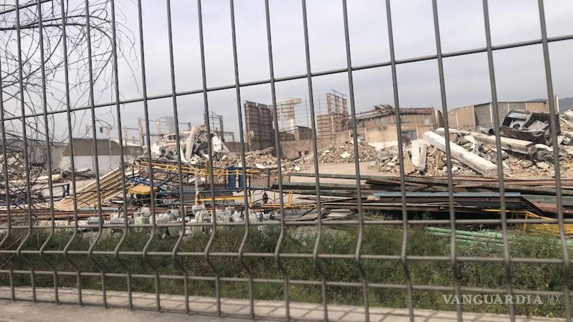 Realizan demolición de naves de Vitromex, aunque el predio no será puesto en venta Realizan demolición de naves de Vitromex, aunque el predio no será puesto en venta