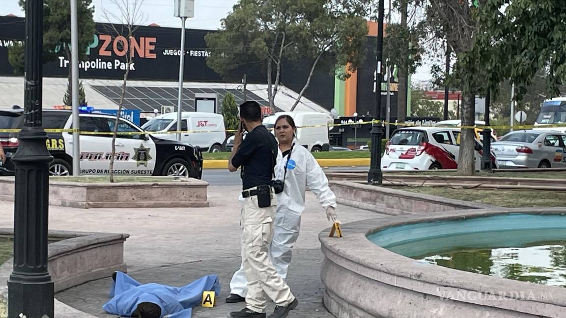 Saltillo: Para refrescarse ebrio se mete a nadar a una fuente ¡y se ahoga! Saltillo: Para refrescarse ebrio se mete a nadar a una fuente ¡y se ahoga!
