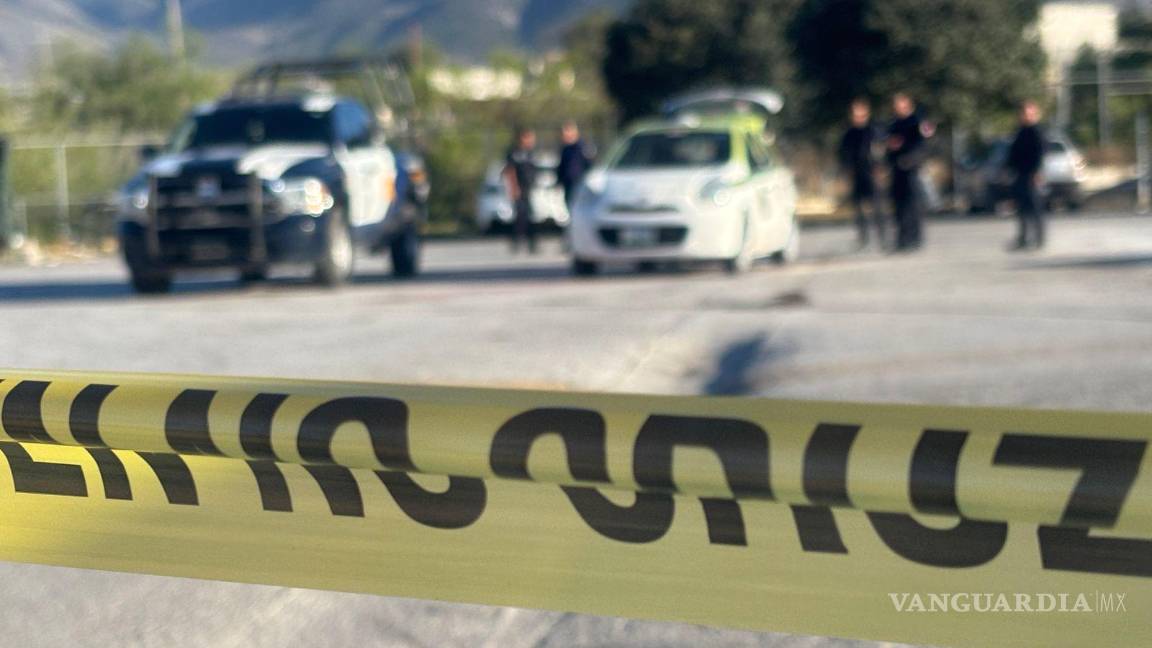 Aseguran taxi con dinamita en Ramos Arizpe; hay dos detenidos Aseguran taxi con dinamita en Ramos Arizpe; hay dos detenidos