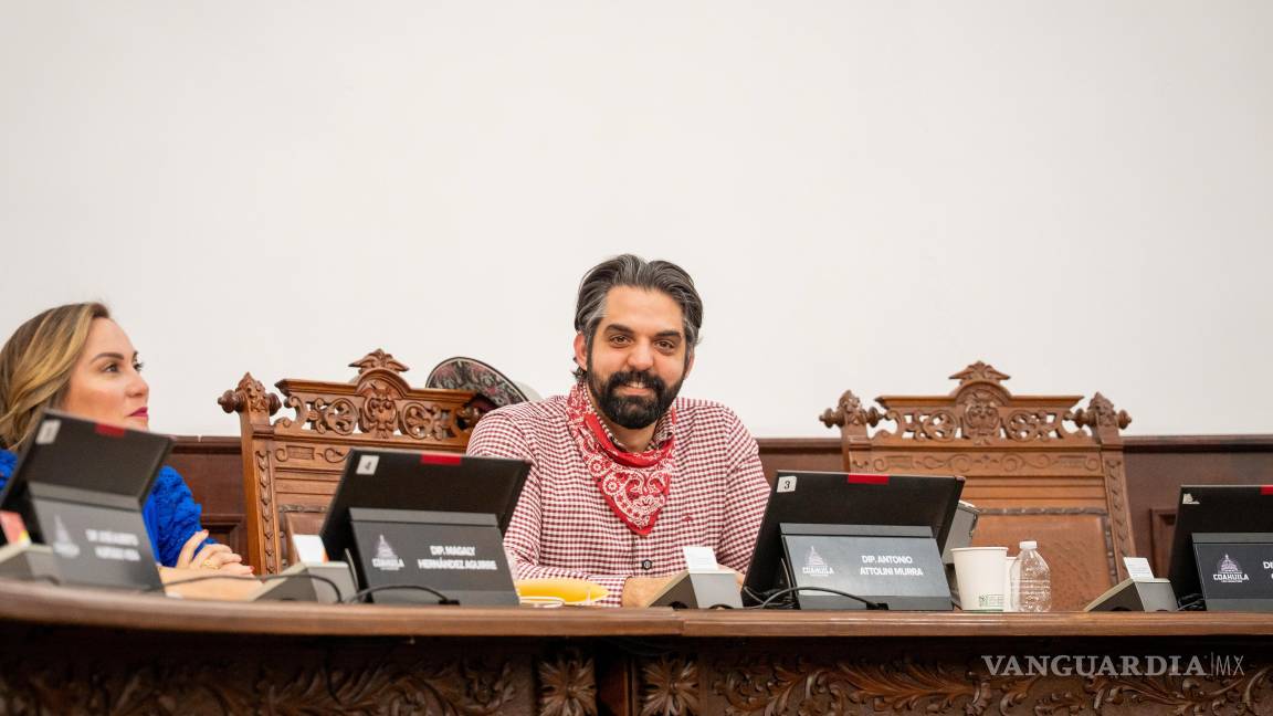 Antonio Attolini denuncia irregularidades por más de 2 mil 500 mdp en Torreón Antonio Attolini denuncia irregularidades por más de 2 mil 500 mdp en Torreón