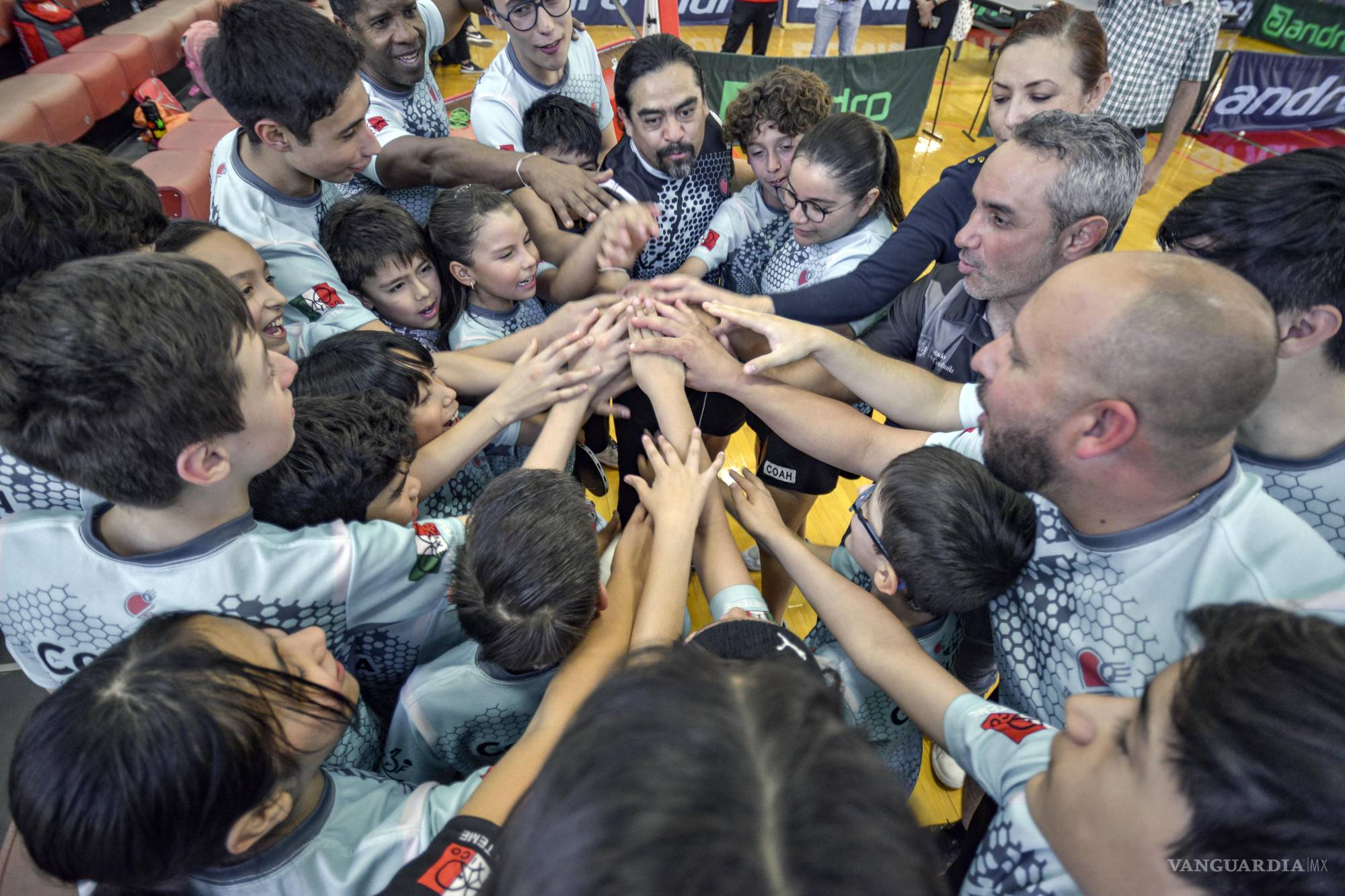 Concentración total en cada partido: el tenis de mesa coahuilense mostró que la mente es clave para alcanzar el éxito. $!Concentración total en cada partido: el tenis de mesa coahuilense mostró que la mente es clave para alcanzar el éxito.