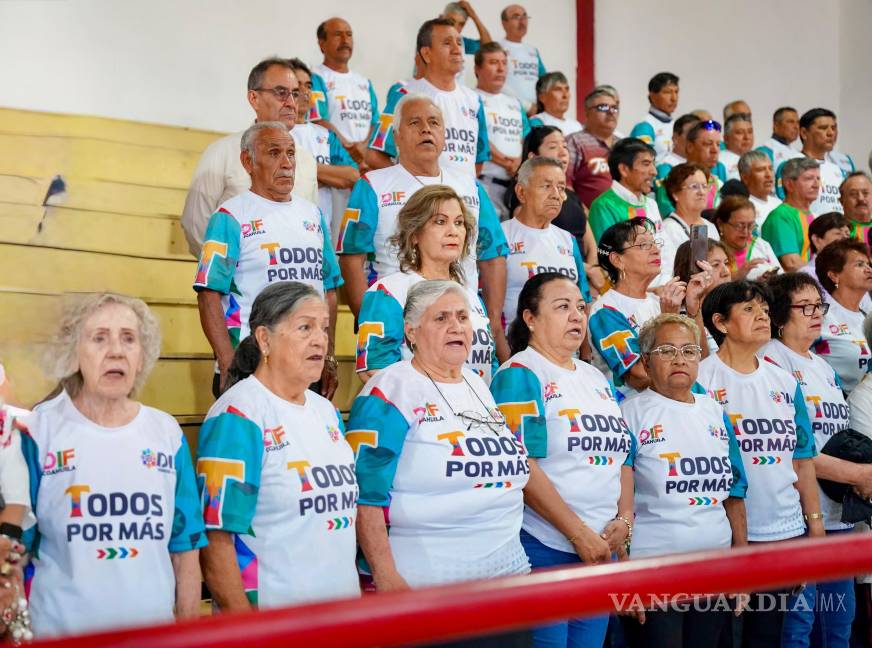 Más de 450 personas mayores participaron en la inauguración de los Juegos Regionales en Ramos Arizpe, con entusiasmo y espíritu competitivo. $!Más de 450 personas mayores participaron en la inauguración de los Juegos Regionales en Ramos Arizpe, con entusiasmo y espíritu competitivo.