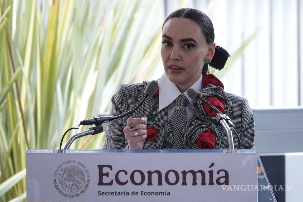 Altagracia Gómez Sierra, la dirigente del Consejo Asesor de Desarrollo Económico Regional y Relocalización, durante su participación del Taruk. $!Altagracia Gómez Sierra, la dirigente del Consejo Asesor de Desarrollo Económico Regional y Relocalización, durante su participación del Taruk.
