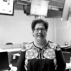 Martha Santos De León