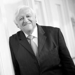 Armando Fuentes Aguirre 'Catón'