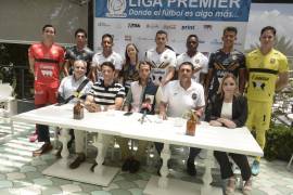 En la rueda de prensa estuvo presente todo el plantel directivo, Gerardo Lozano, Michel Mardones, Carlos Mardones, Omar Arellano y Belinda Cortés.