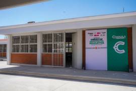 Tres aulas didácticas fueron entregadas en la secundaria Rubén Humberto Moreira, de Ramos Arizpe.