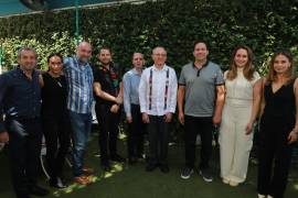 Autoridades municipales de Saltillo se reúnen con funcionarios consulares y representantes de Austin para impulsar estrategias conjuntas en desarrollo urbano, industria y cultura.