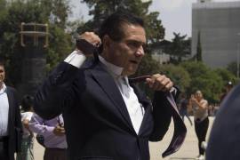 La Fiscalía General de la República (FGR) presentó un nuevo recurso legal para intentar revocar la suspensión provisional que actualmente protege al exgobernador de Michoacán, Silvano Aureoles Conejo.