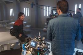 Diego Luna en el set de rodaje de la serie `Andor´. Foto Des Willie/Lucasfilm
