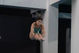 La debutante mexicana, de tan solo 14 años, se metió a la Final de los 3 metros trampolín.