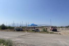 Se solicitó a la Dirección de Desarrollo Urbano los permisos de construcción sobre estos predios y no existían, por lo que se procedió a la clausura de los trabajos.