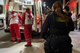 Policías municipales acudieron al domicilio donde se encontraba la víctima para tomar conocimiento de los hechos.