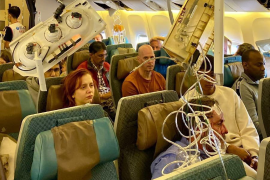 En turbulencias fuertes pasajeros pueden sufrir golpes como si saltaran entre 2 y 3 metros de altura
