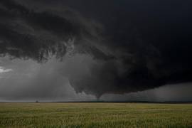 Tras tornado en Nebraska, emiten alertas en Kansas, Oklahoma y Texas; prevén tormentas al norte de México.