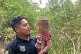 Autoridades mantienen bajo resguardo a la niña mientras investigan su entorno familiar.