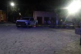 La camioneta circulaba a gran velocidad y al dar la vuelta se produjo el accidente.