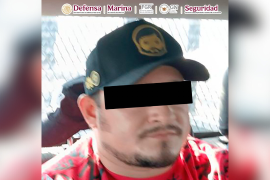 La detención de Adrian ‘N’ se llevó a cabo en Cárdenas, Tabasco, mediante un operativo conjunto con la Sedena, Semar, FGR, GN y FGE.