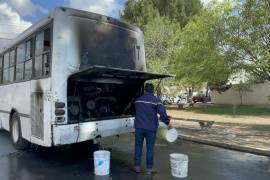 La unidad quedó parcialmente dañada en la colonia Periodistas, donde se registró la emergencia.