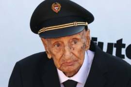 Falleció el sargento primero retirado de Transmisiones, César Maximiliano Gutiérrez Marín, quien a los 100 años era el último sobreviviente del Escuadrón Aéreo 201, unidad de la Fuerza Aérea Expedicionaria Mexicana que combatió en la Segunda Guerra Mundial.