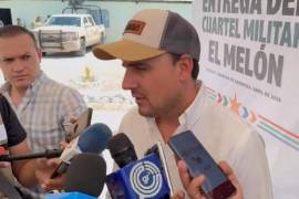 El gobernador Manolo Jiménez Salinas respaldó al alcalde de Acuña, Emilio de Hoyos, y pidió a la Federación tomar medidas urgentes para garantizar el acceso al agua en el norte de Coahuila.