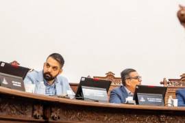 Antonio Attolini Murra (izq.), exige respuestas sobre la situación de la seguridad en Torreón.