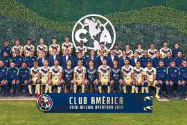 El impresionante Photoshop para colcoar a Giovani dos Santos en la foto oficial del América