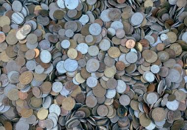 Si alguna vez encontraste una moneda vieja en un cajón y te preguntaste si valía más que su valor nominal, no estás solo.