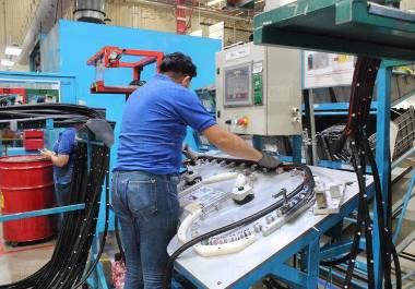 A nivel nacional en el sector industrial, 17 entidades lograron un resultado positivo, entre las que destacaron: Oaxaca con un repunte anual de 11.8%; Guerreo, 9.1%; y Baja California Sur, 9.0. FOTO: