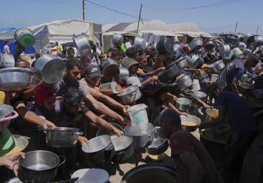 Los tiroteos casi diarios han ocurrido después de que una fundación respaldada por Israel y Estados Unidos estableciera puntos de distribución de ayuda dentro de zonas militares israelíes.