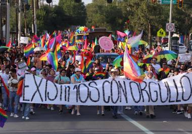 Saltillo: ‘Donde hay amor hay familia’; marcha la comunidad LGBTTTIQ+ por derechos y espacios