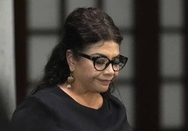 Debido al antecedente de Brugada, el periodista Raymundo Riva Palacio considera que una de las líneas de investigación del doble atentado debe ser que pudo haber sido cometido por un grupo criminal.