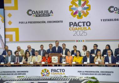 En Arteaga, se llevó a cabo la firma simbólica del acuerdo que proyecta el rumbo laboral del estado.