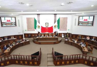A pesar de ser un mandato constitucional desde 2019, la revocación de mandato aún no ha sido adoptada por Coahuila y otros 15 estados, mientras crecen las propuestas para extender este mecanismo de participación ciudadana al ámbito municipal.