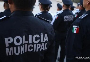 El alcalde Tomás Gutiérrez anunció el incremento salarial para los policías municipales.