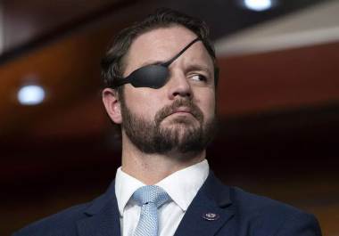 En el pasado, Dan Crenshaw ha realizado fuertes críticas en contra del gobierno mexicano por su estrategia contra el crimen organizado.