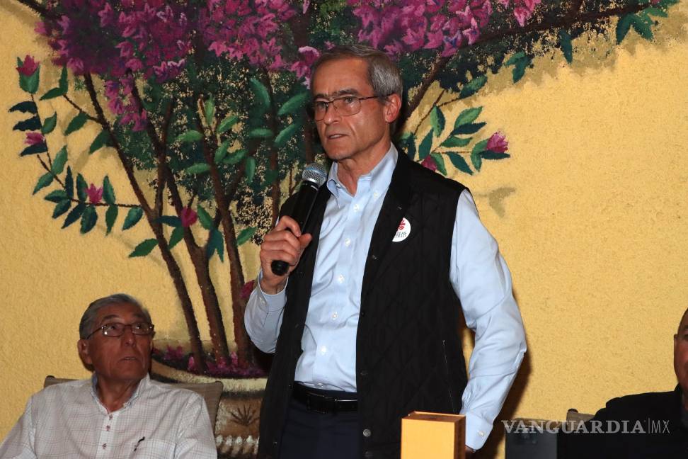 $!Roberto Rodríguez y Francisco Nieto durante la presentación oficial del Tequila Open 2025 en el Club de Beto Rodríguez.